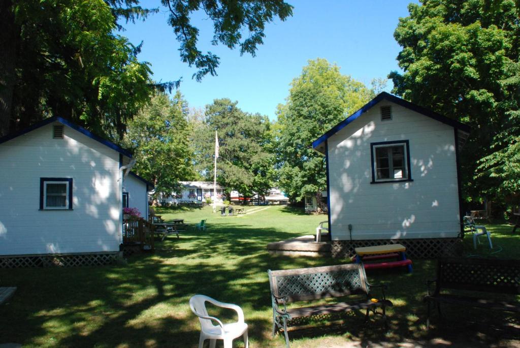 Bayfield River Cottage Colony Inc Bluewater Buitenkant foto